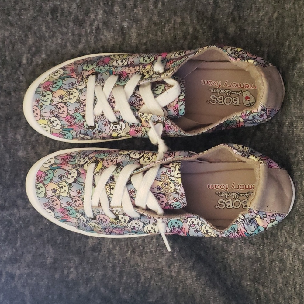 Poodle Bob from sketchers shoes size 9.5